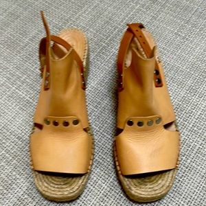 Rag & bone, tan espadrilles, size 10